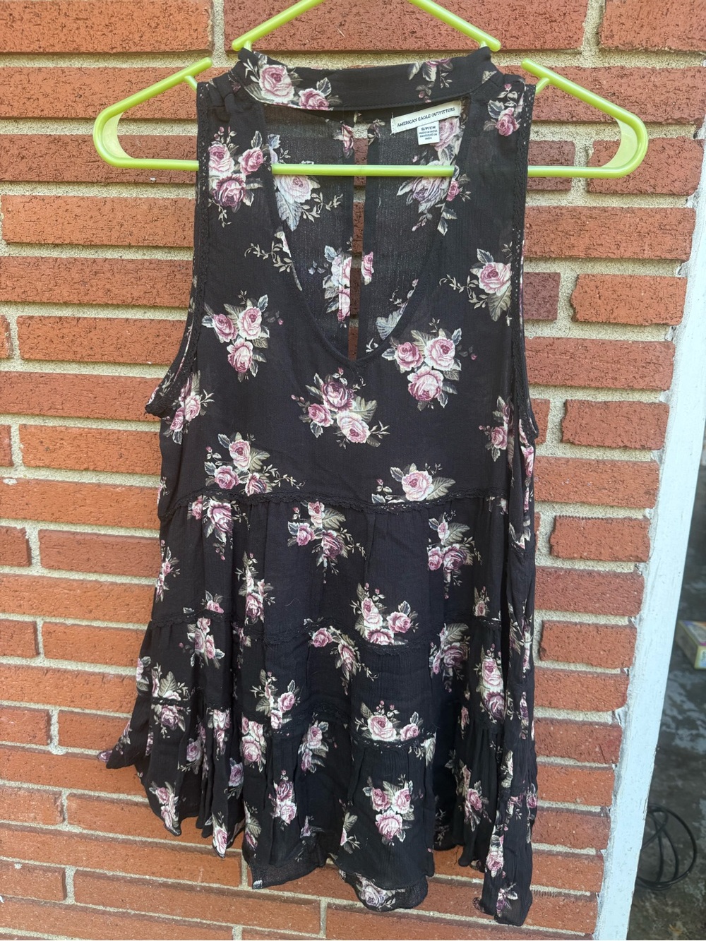 American Eagle Outfitters Black Floral V-Neck Peplum Camisole